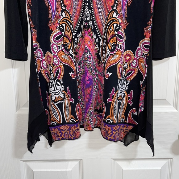 Super cute tunic by Nygard size Medium - Picture 8 of 8